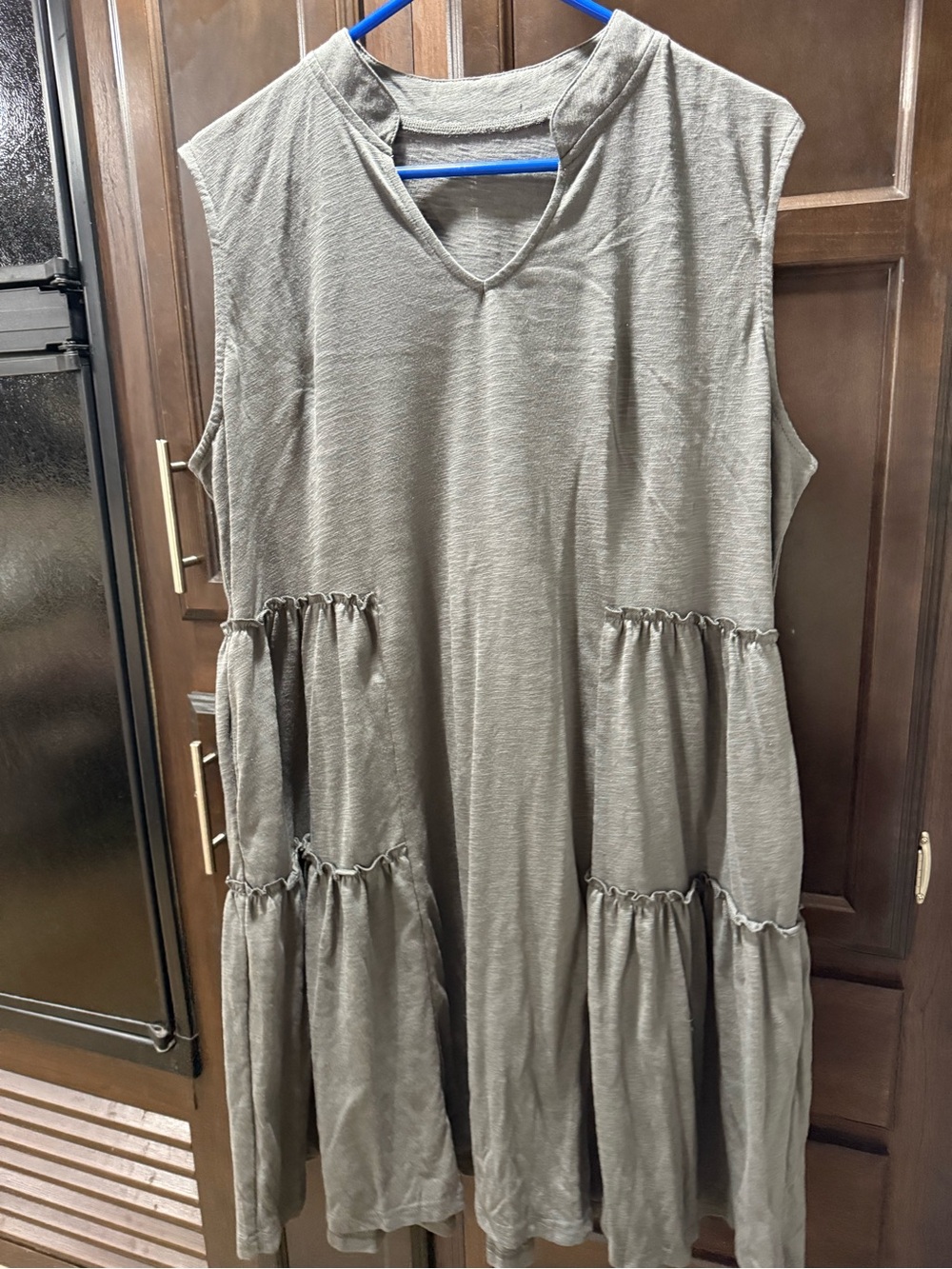Sleeveless Tiered V-Neck Women’s Dress in Heather Gray